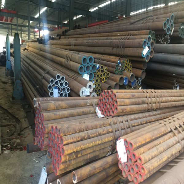 什么是無縫鋼管管坯定心？